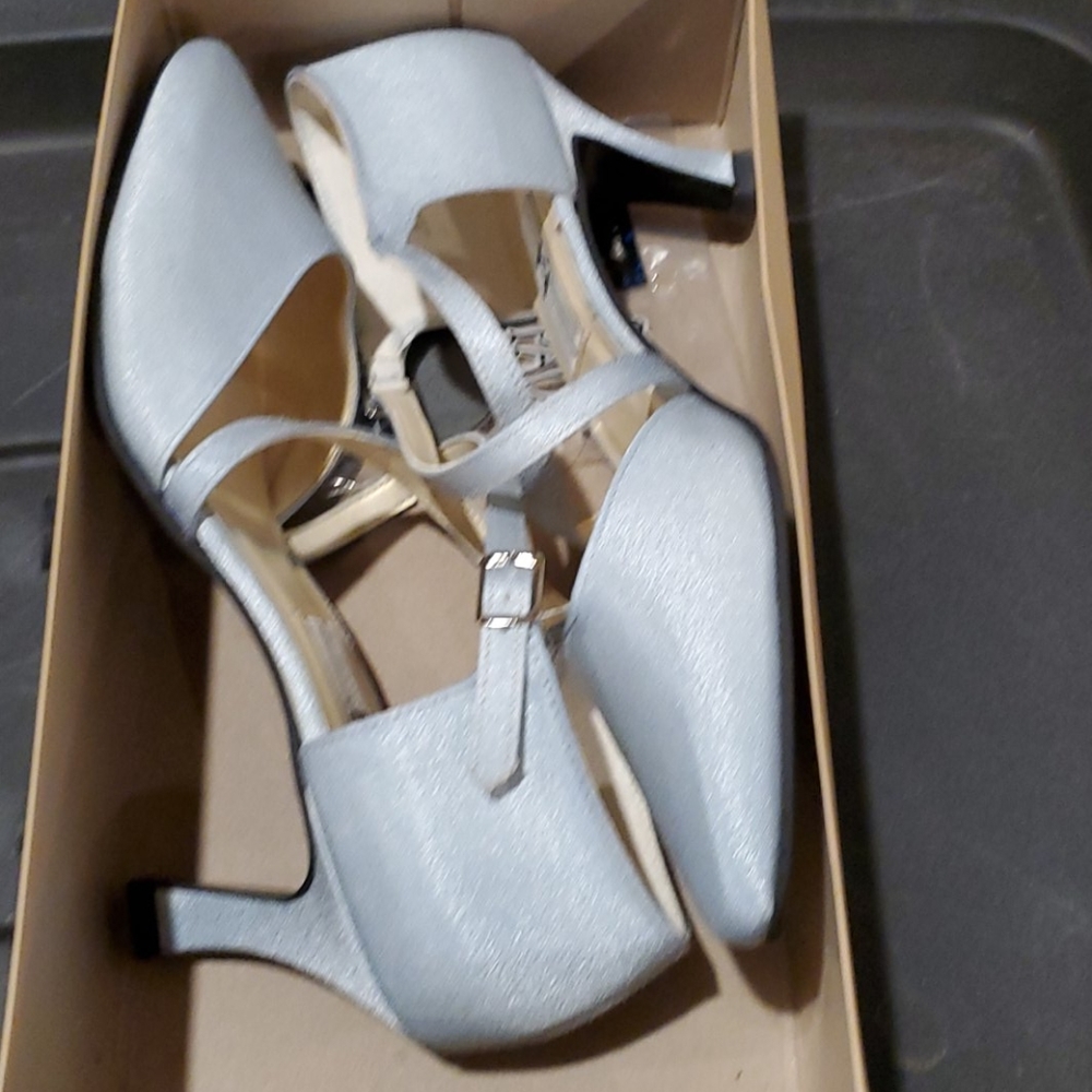 Ladies heels
